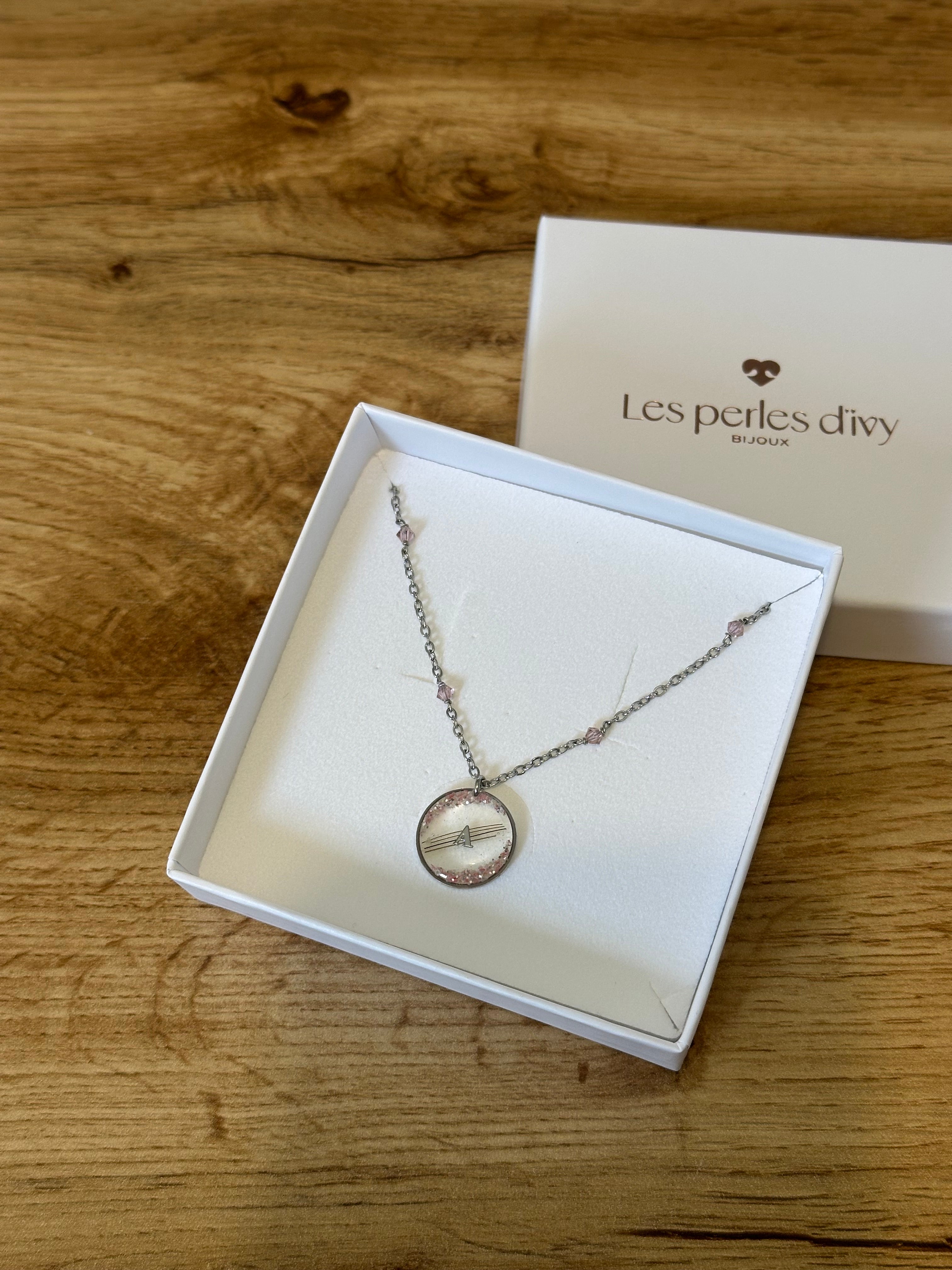 Collier « Éternel »