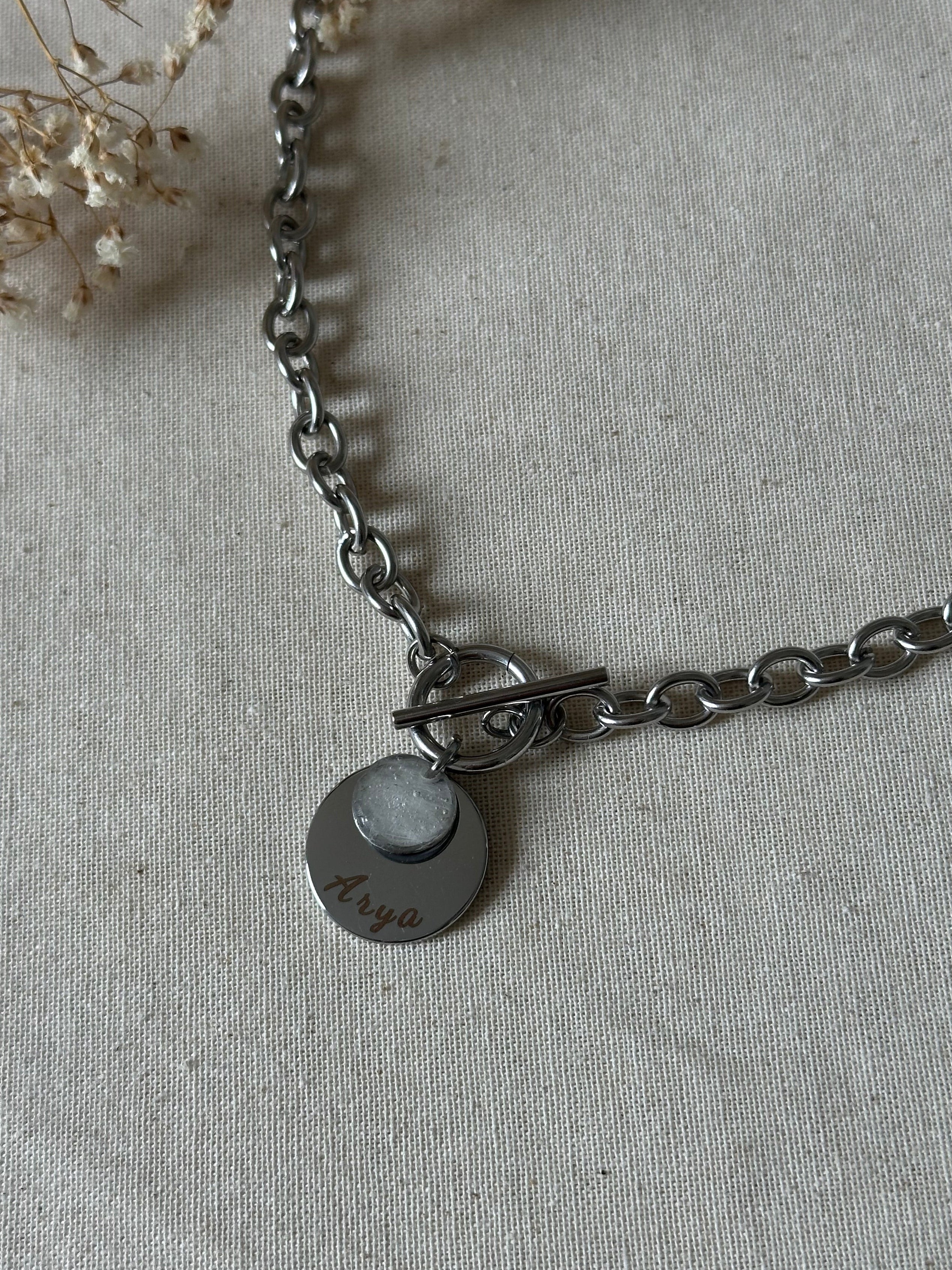Collier « Écrit l’histoire »